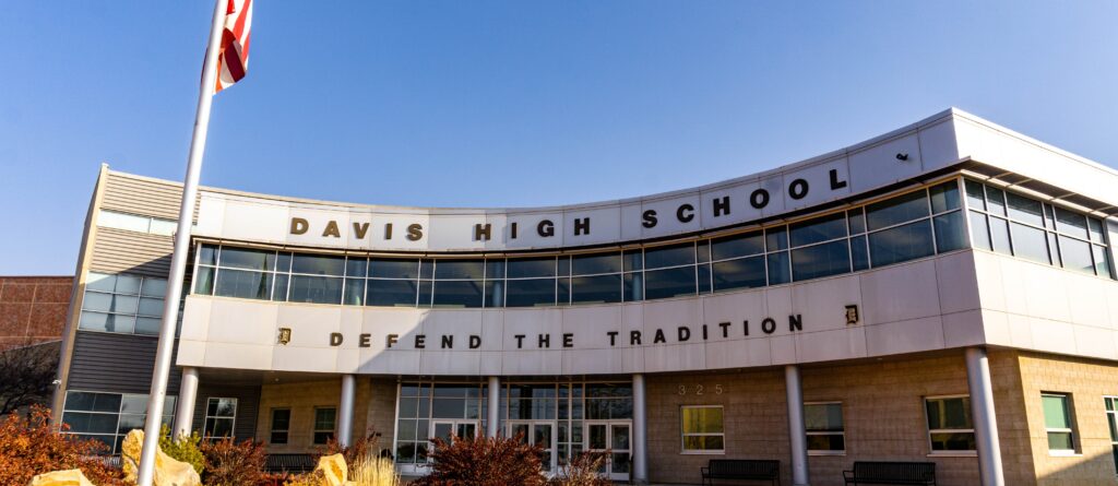 Davis High School students gain hands-on experience with advanced medical technology at Mercy General Hospital