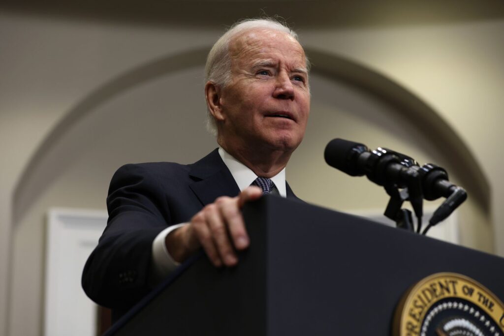 Democratic Party Strategists Acknowledge Struggles, Branding Issues